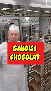 143K views · 2K reactions | Un petite recette de génoise chocolat pour tes roulés #recette #recettesimple #chocolat | ChefRaknor | Facebook