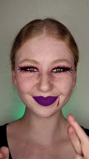 Halloween Makeup Tutorial: Vampire Look with Filters