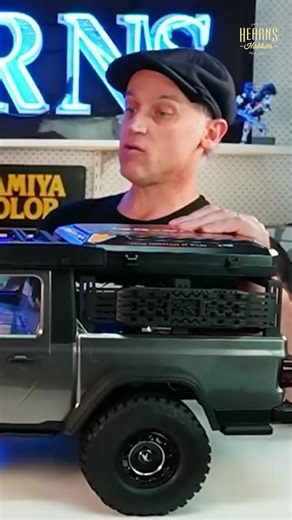 These new 1/7 scale crawlers are next-level cool! 🏔️ Tony and Brett take a look at two fresh Rlaarlo rigs: One kitted-out Jeep with working wipers, locking diffs, and even a pop-up tent, plus a patrol-style beast that’s pure GQ vibes. Both come RTR with brushless motors, full interiors, and the kind of scale detail that’ll make you double-take. If you’re into serious crawling with serious style, this one’s worth a watch. Full vid’s up on YouTube: https://youtu.be/XicOXbNSLYs #rlaarlo #rccrawler