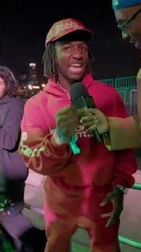 Y’all gotta turn me up! I’m tryna learn how to do this philly dance! #toprock #philly #bounce