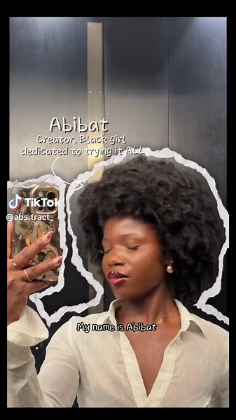 Am I a ballerina yet ? 🩰 Had the best time doing this and it really dawned on me this isn’t a sight I see often 🥺 Fits - @Gymshark #blackgirlsuk #blackballerinas #thingstodoinlon #naturalhairstyles