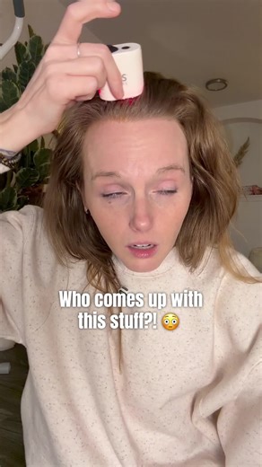 Activating the scalp not just with scalp oil, but red light therapy, massage AND microcurrent 😱 #scalpactivator #healthyhairjourney #scalpoil #tiktokshopjumpstartsale #tiktokshopcreatorpicks