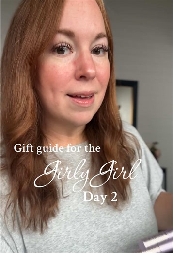 Gift guide for the girly girl, day 2! Follow along for 15 days of girly girl gift ideas Tarte mascara bundle is the perfect gift because you’re getting two tubing mascaras for the price of one of their mascaras. Such a great deal and can make 1 or two gifts! Comes in lots of color options. #tartecosmetics #tartemascara #makeuplovergift #girlygifts #giftguide