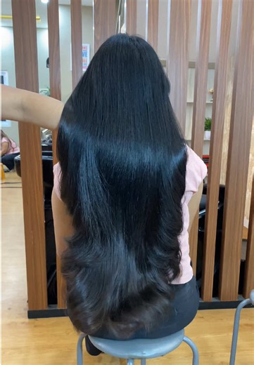 Natural Black 65 cm Hairclip Extensions for Customers