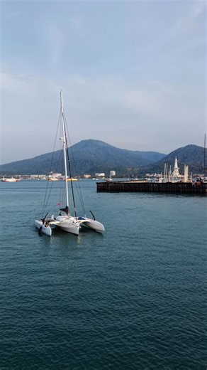 Sailing Yachts collection, Multihull Trimaran of the 22nd Royal Langkawi International Regatta 2026 A Trimaran has the below-deck space volume advantage of a monohull, but without the weight needed to balance it, or a keel to keep it upright. Balance and the upright position is maintained by two outriggers on either side of the main hull. A trimaran can have the speed of a light catamaran, and the below-deck space of a monohull Footage & video by LangkawiChannel | Langkawi Channel