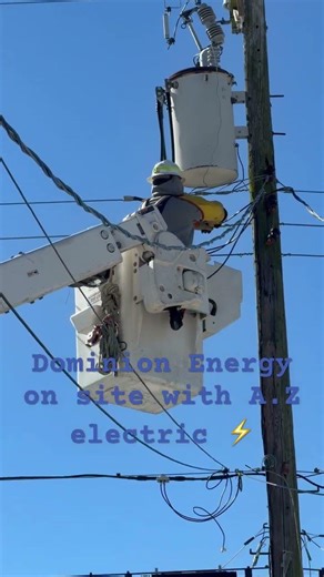 Dominion had to cut the service. Meter Base Needs replaced, this will be Done soon.#electrician
