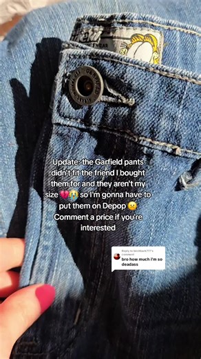 Replying to @birchbark777 There's probably about 50 people wanting these I'm scared 😳 #garfield #garfieldcollector #garfieldcollection #garfieldmerch