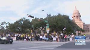 Austin demonstrators rally in protest of ICE Friday night