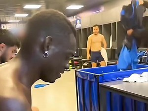 巴神足球赛场那些让人瞠目结舌的名场面瞬间，一半是天使一半是魔鬼的男人#dou来足球季 #足球的魅力