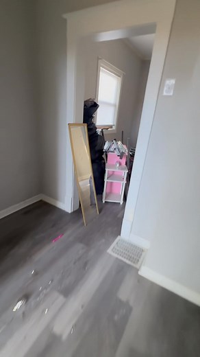 Just DROPPED! 3 bedroom 1 bath 2 car garage! In a great location! Your back yard is Lanphier high school😂This HOUSE will be ready in 1 week!!!! Please stay out my inbox if you wanna know if, I’m gonna have a house in MAY OF NEXT YEAR😂JK🤷🏽‍♂️This house will not last long. If interested please reach out. I do not rent to people whose housing conditions are OC!!!! That’s why when u text me I ask where are you currently staying and the address. I do drive past your current house. And if it’s not