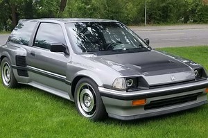 Honda Civic Wonder Ekstrem Dilelang, Bodinya Bengkak, Mesin Pindah ke Belakang - Otomotifnet.com