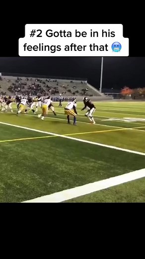 That reaction time is nuts🤯 #fyp #hs #clutch #nfl #hsfootball #momentsbeforedisaster #football #sports #cold #snag #catch #onehand #🥶