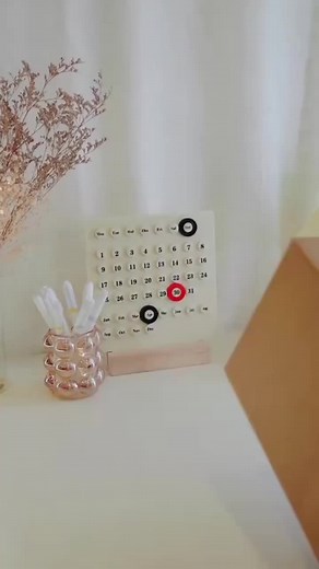 Temu France on Instagram: "Organisez vos accessoires avec une mini penderie comme pour vos robes préférées✨  Cliquez sur le lien dans ma bio pour trouver le même article !  ⚡Profitez de 50% de réduction supplémentaires sur votre première commande avec le code <dke5226>  #temu #shoptemu #temufinds"