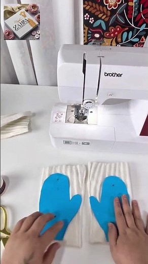 Cozy DIY mittens from an old jacket! #DIY #mittens #upcycle🧵🪡✨✨😍🧤🤚🏻