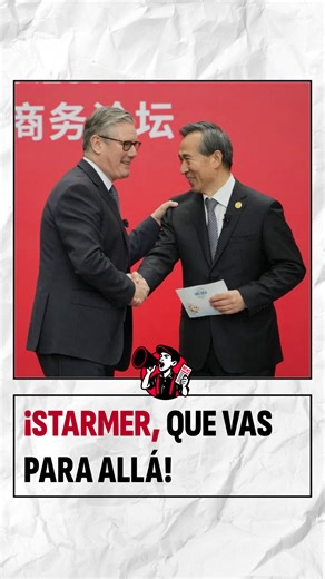 REPARTIDOR DE PERIÓDICOS on Instagram: "Keir Starmer parece que estaba un poco desorientado en el pase de guardia de honor, pues su homólogo chino, Li Qiang, tuvo que dar un pequeño y sutil tirón para cumplir con el protocolo diplomático, el cual, según expertos, indica que el invitado debe caminar más cerca de la guardia de honor. #protocolo #diplomacy #chinauk #politica #statevisit"