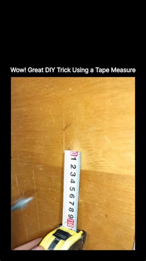Explaining Somethinng on Instagram: "Manual layout tasks often suffer from "parallax error" and marking inaccuracies when shifting focus from the tape blade to a separate marking tool. This is the Integrated Mechanical Scribing Interface, a professional calibration trick that converts a standard measuring device into a precision layout tool. The critical step is the serrated-tang engagement. By utilizing the hardened steel hook's integrated micro-teeth to apply downward pressure against the work