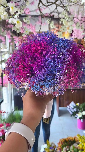 Beautiful Floral Bouquets and Gift Ideas