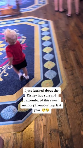 Core memory for sure 🥹🫶🏼 | disney world hug rule
