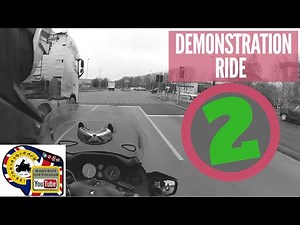 Demonstration ride with Commentary 2: Motorcycle riding tips