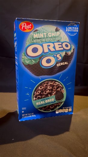 Limited edition Oreo O's mint choco chip #asmr #cereal #mukbang