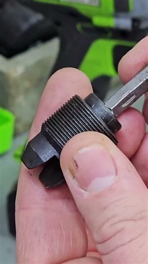 Homemade Thread Cutting Tool #shorts