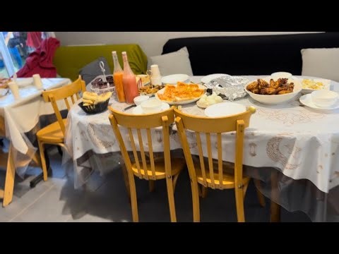 Invited to my friend's house for Iftar