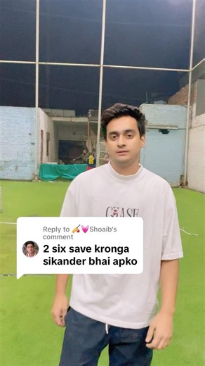 Bhai ye tw maine chikiya maari hain 🫣 indoor cricket challenges | box cricket #tapeballcricket