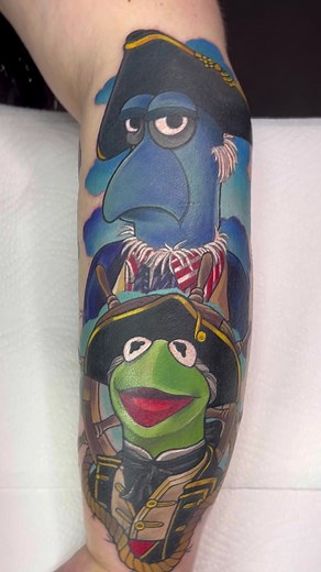 Captain Smollett and First Mate Samuel Arrow from Muppet Treasure Island 💚💙 #tattoos #tattootok #muppettreasureisland #themuppets #tattooist #ladytattooers #femaletattooartist #tattooideas #tattooflash #neotrad #neotraditional #neotradtattoos #popculture #fyp #fypシ #foryoupage #cartoontattoo