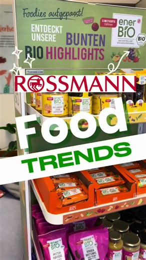 WERBUNG Tik Tok hat gesagt Pistazie Matcha. FOOD TRENDS vom enerBiO Highlightturm. Kennst du schon unseren Trend Hotspot? DE-ÖKO-039 #matcha #pistachio #foodtrends #rossmann #trends
