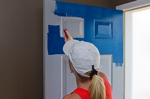 How to Paint A Fiberglass Door: in 5 Steps
