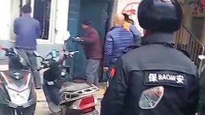 Migrant workers evicted from homes in Beijing