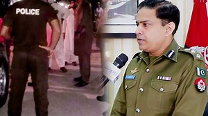 308K views · 10K reactions | Aap Ko Kisne Ijazat Di K Aap Nikahnama Check Kare? 4 Dolphin Police Walon Ko Suspended Kar Dia Gaya #DolphinPolice #DolphinPoliceFaisalabad #Nikahnama | UrduPoint Videos | Facebook