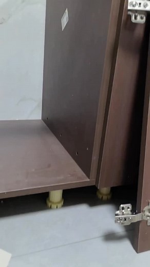 DIY Cabinet Door Jig — easy setup for perfect alignment & uniform installation every time! Clean, precise & satisfying ✨🔧 ALL PRODUCTS LINKED ON MY VIDEO under Description > check bio link 🤝🏽 #septemberstore #cabinetjig #diyhandmade #woodworking #kitchencabinet #asmrvibes #satisfyingbuild #interiordesign #cabinettools #homedecor | To Mo Box