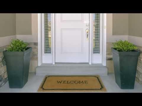 How to create a balanced entry way using feng shui and crystals #fengshui