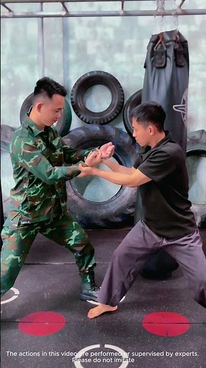 [101] Self defense techniques guide for everyone [Martial arts knowledge]#shorts #kravmanga #vothuat