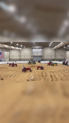 Hey Dude! Did you see those tractor square dancers at the PA Farm Show? When I’m not forecasting snowstorms, I’m specifically flying over tractor square dancers. 🚜 | Ed Russo