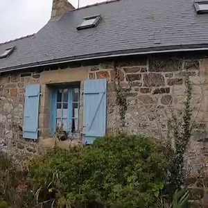 Modestement on essaie de vous changer les idées, alors direction la Presqu'île de Crozon ; 🎥 Merci à Nicolas Planchot - Vidéaste Photographie & www.instagram.com/nicolas.planchot/ 👏 | Tourisme Bretagne