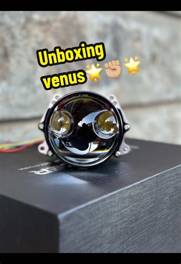 Install the Venus Biled Projector for Ultimate Car Upgrades