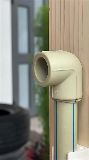 Remember this tip to fit a tap securely. #tapsecuretip #tapfittinghack #plumbingtip #diytapfix #waterlinefix #taptightfit #plumbingtricks #diyhomehack | Smarttipshub | Facebook