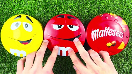 Satisfying Rainbow Candy Unpacking and Mixing