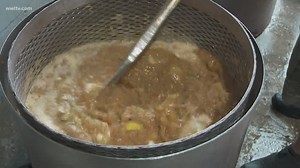 VERIFY: Can spicy food actually cool you down on a hot day?