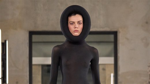 Alaïa Summer-Fall 2025: Fashion’s Lord of the Rings