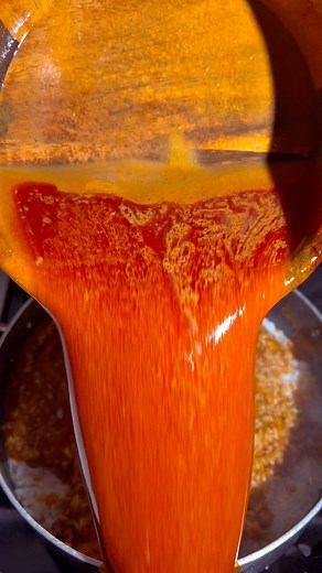 Delicious Delta Pete Pete Banga rice is here, we can cook very well and that it for real. How I made this delicious Pete Pete Banga rice that my mama taught me . First of all, get your Banga extract from palm nuts, add Bell peppers And fresh peppers, Onions in great amount, salt and seasoning cubes. Crayfish is optional .let it cook for you to achieve the Pete Pete which is the goal of the Banga rice 😋😋😋. Side Protein could be stewed pork or Beef with Fresh Mackerel. #fblifestyle | EloOghene 