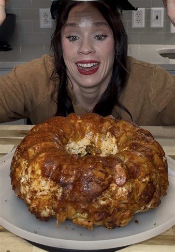 Chicken Alfredo Monkey Bread | Monkey Bread Recipes