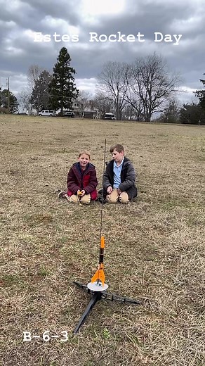 Flying Estes model rockets Jan 2024 in NC #EstesRockets #Rockets #willddavis | Will Davis