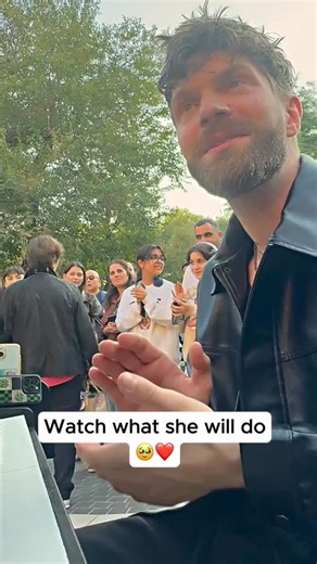 smoker girl on Instagram: "She is very cute 🥰🥰🥰. . . . . . . . . . . . .#reels #viralreels #instagram #viral #instaphoto #trendingreels #girls #trending #instagood #dream #cutebaby #usa🇺🇸 #uk🇬🇧 #pianomusic #pianocover #exploretocreate #explorepage✨ #explorar #explore #exploremore"