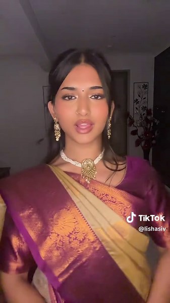 Hindi Romantic & Emotional Indian Songs Playlist