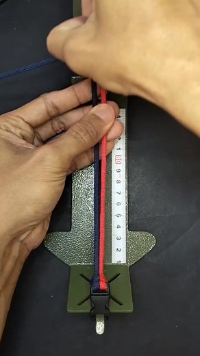 10K views · 118 reactions | How to make A Solomon dragon modified paracord bracelet tutorial DIY Ramadan #fblifestyle #fbpro #meta #reel #paracord #tutorial | Ramadan | Facebook