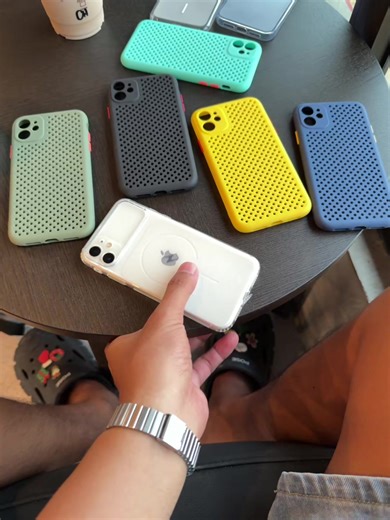 How to Clean a Yellowed Clear Phone Case