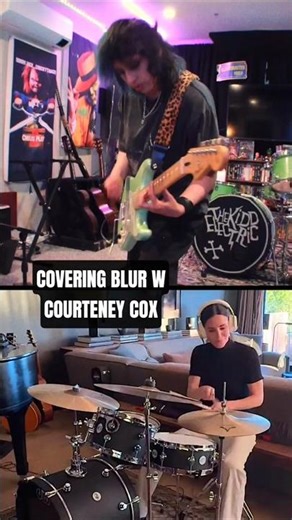 Blur - Song 2 with Courteney Cox on drums #rock #guitar #drummer